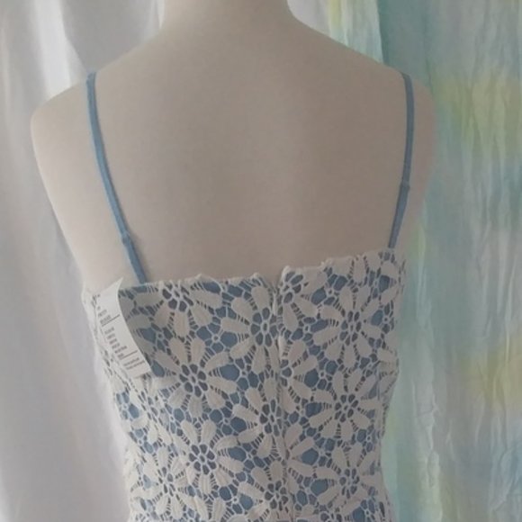 Venus removable strap dress (NWT) - Picture 15 of 16